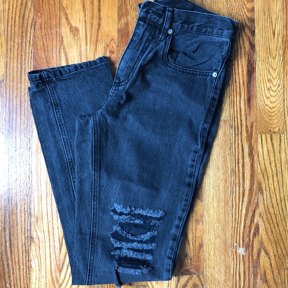 BLACK DISTRESSED JEANS - Picture 3 of 9